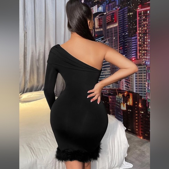 Bodycon dress - Picture 2 of 3